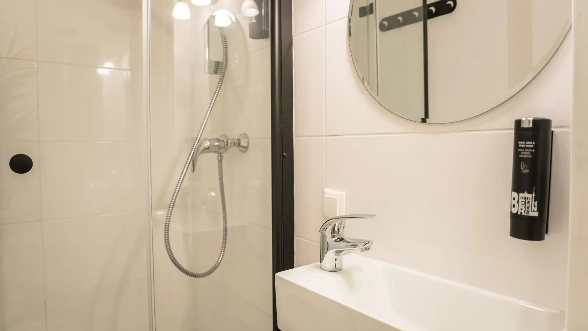 Spacious 1-Bedroom Apartment In Kreuzberg برلين 0*,  ألمانيا